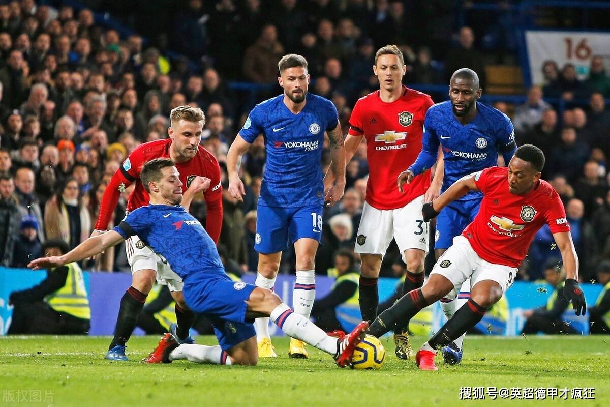 里昂赛后门线救险,志在德甲名次提升,更衣室稳定,团队化学反应显著(欧尔班当面霸气回怼冯德莱恩) 里昂赛后门线救险,志在德甲名次提升,更衣室稳定,团队化学反应显著(欧尔班当面霸气回怼冯德莱恩)