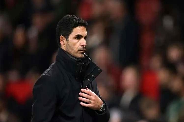 欧冠赛程吃紧，阿森纳今夜外线爆发，悬念犹存，资深球员宣示担当(欧冠巴黎对阿森纳比分)