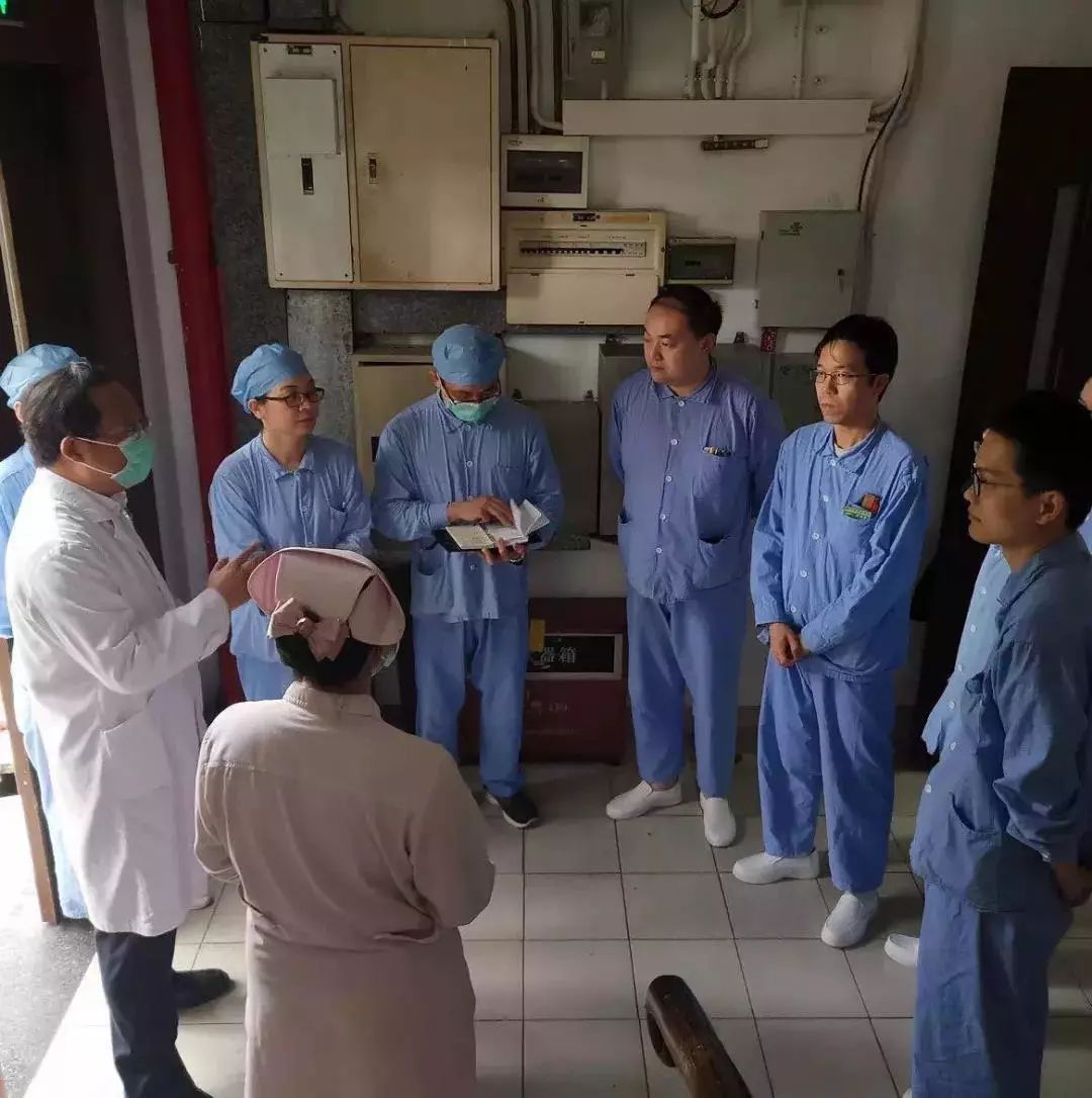 包含赛前广州队备战欧联；更衣室发声细节曝光；信心回归；医务组通报恢复的词条